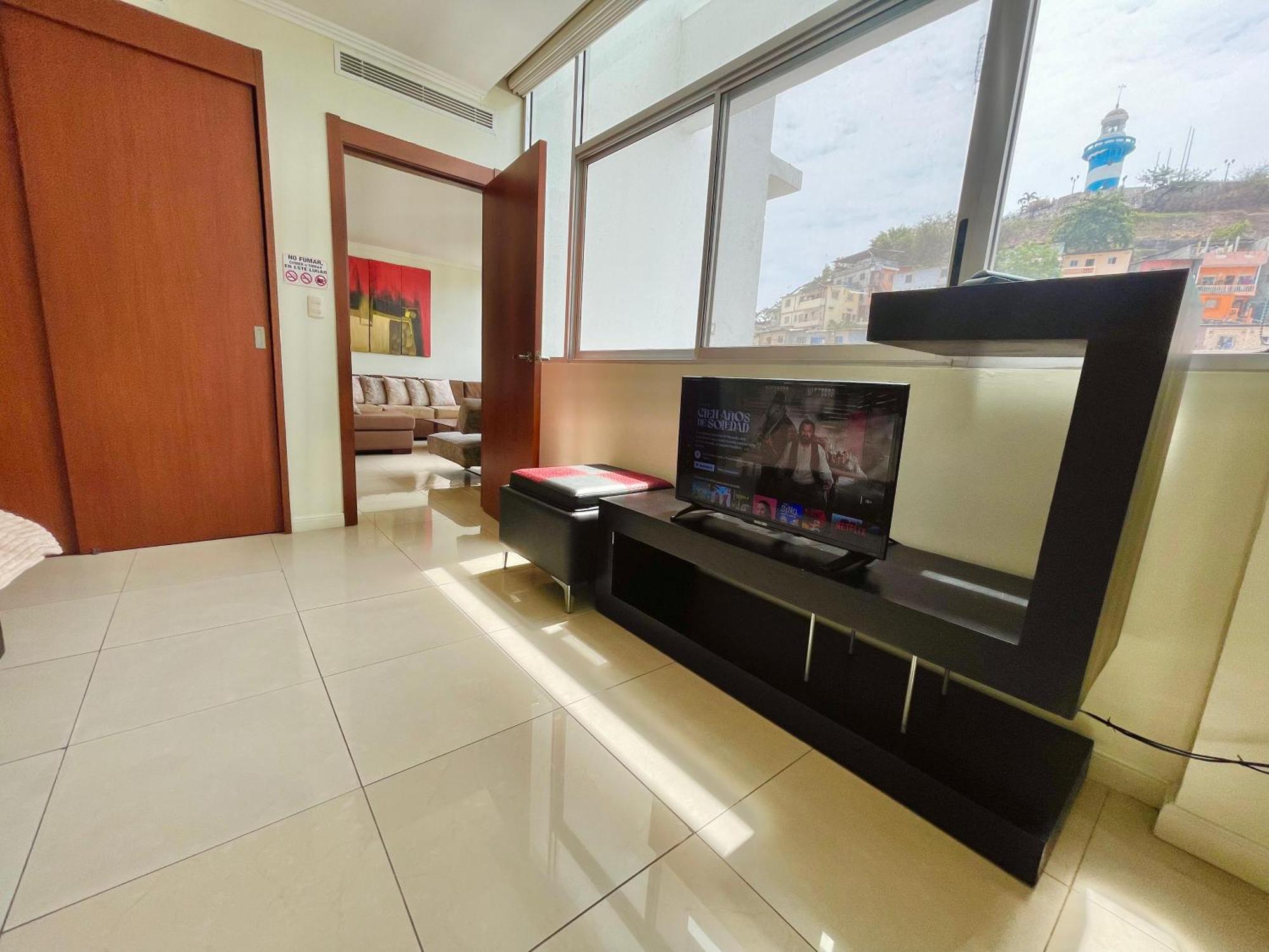 Suite Riverfront Puerto Santa Ana Guayaquil Exterior photo